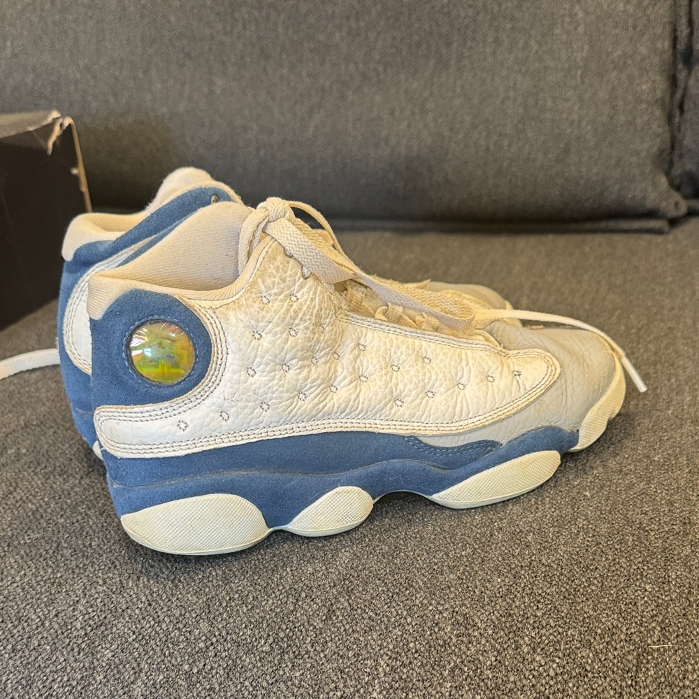 Jordan Kids Sneakers in White and Blue